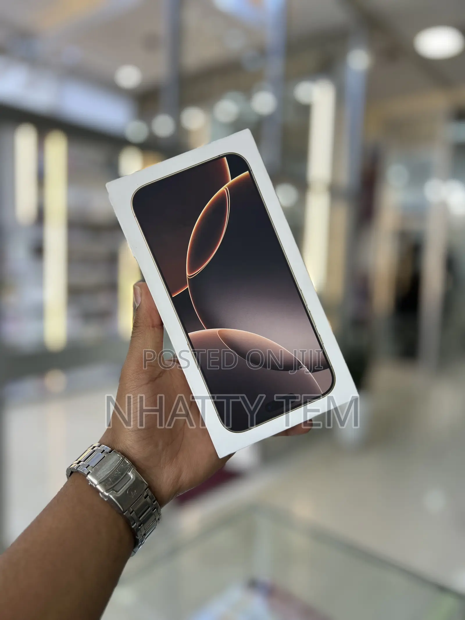 New Apple iPhone 16 Pro Max 256 GB Gold