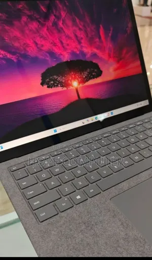 New Laptop Microsoft Surface Book 16GB Intel Core I7 SSD 512GB