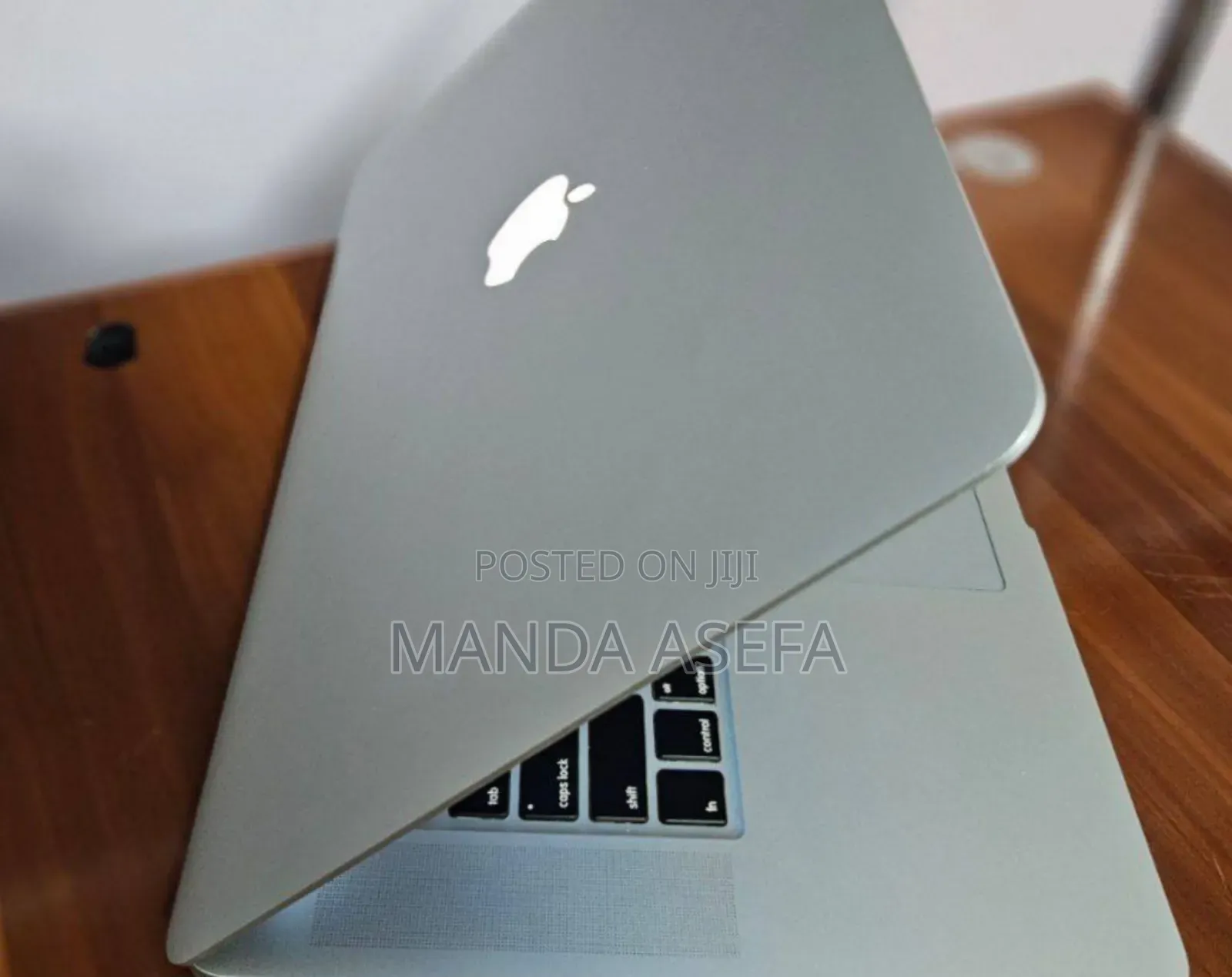 New Laptop Apple MacBook Pro 2015 16GB Intel Core I7 SSD 256GB