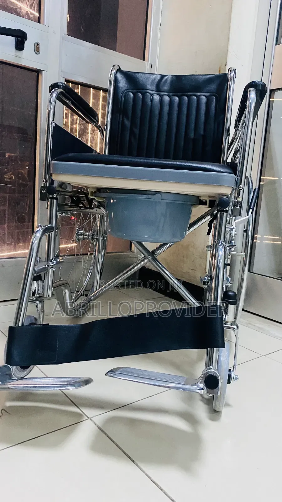 Toilet Wheelchair6wheelchair7wheelchair6wheelchair3wheelchai