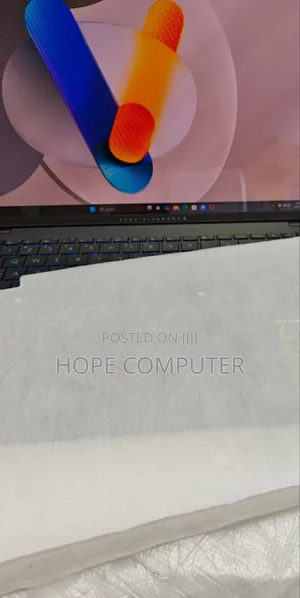 New Laptop Asus VivoBook 15 X505BA 16GB Intel Core Ultra 9 SSD 1T