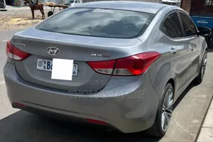 Hyundai Avante 2014 Silver