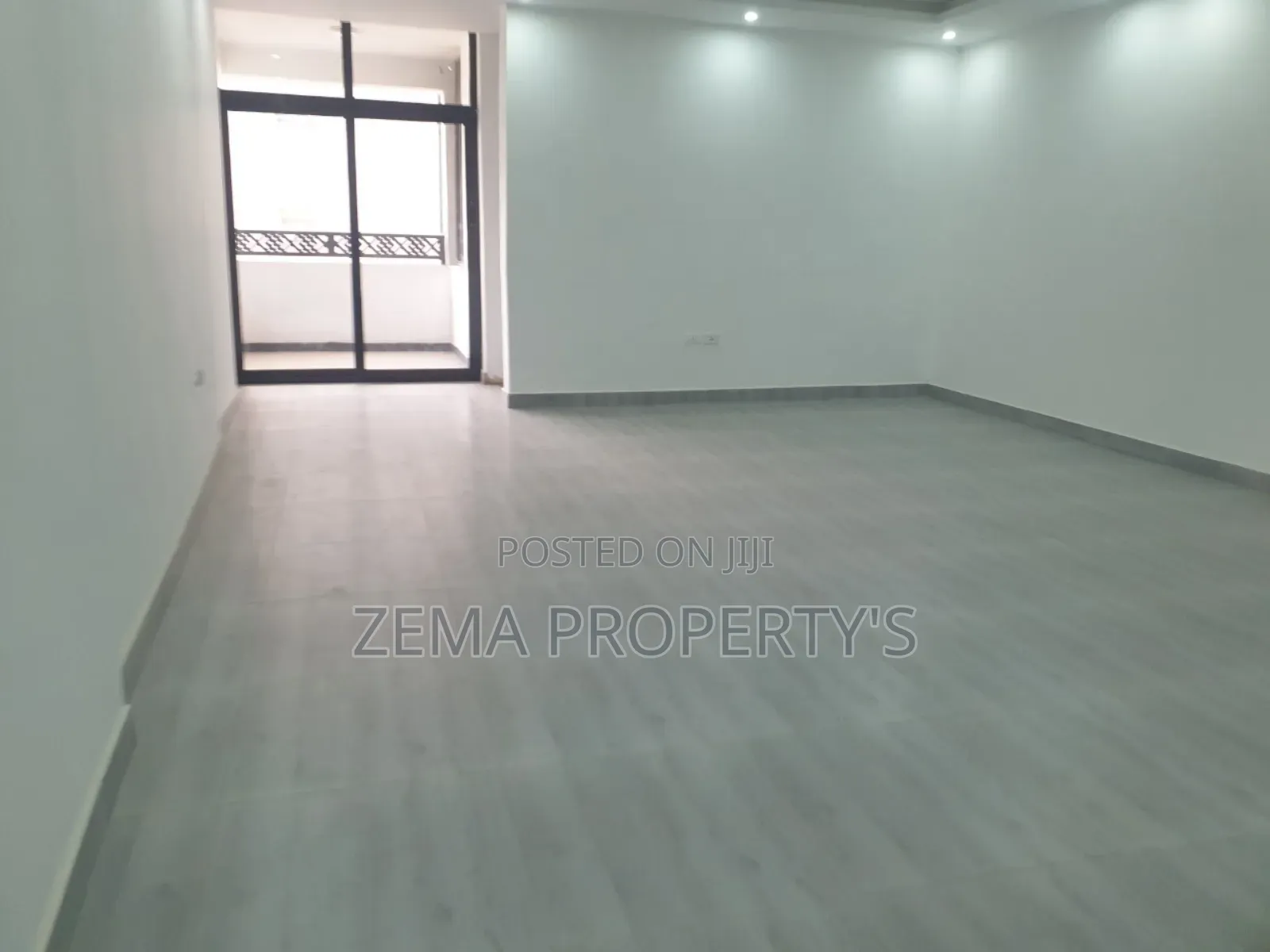 3bdrm Apartment in Zema, Yeka for rent