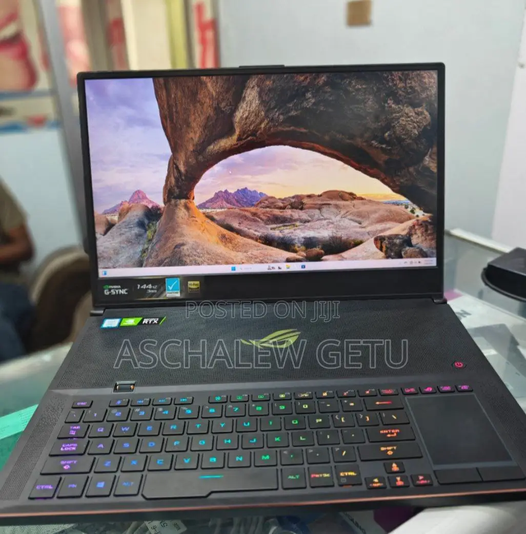 New Laptop Asus ROG Strix G15 16GB Intel Core I7 SSD 1T