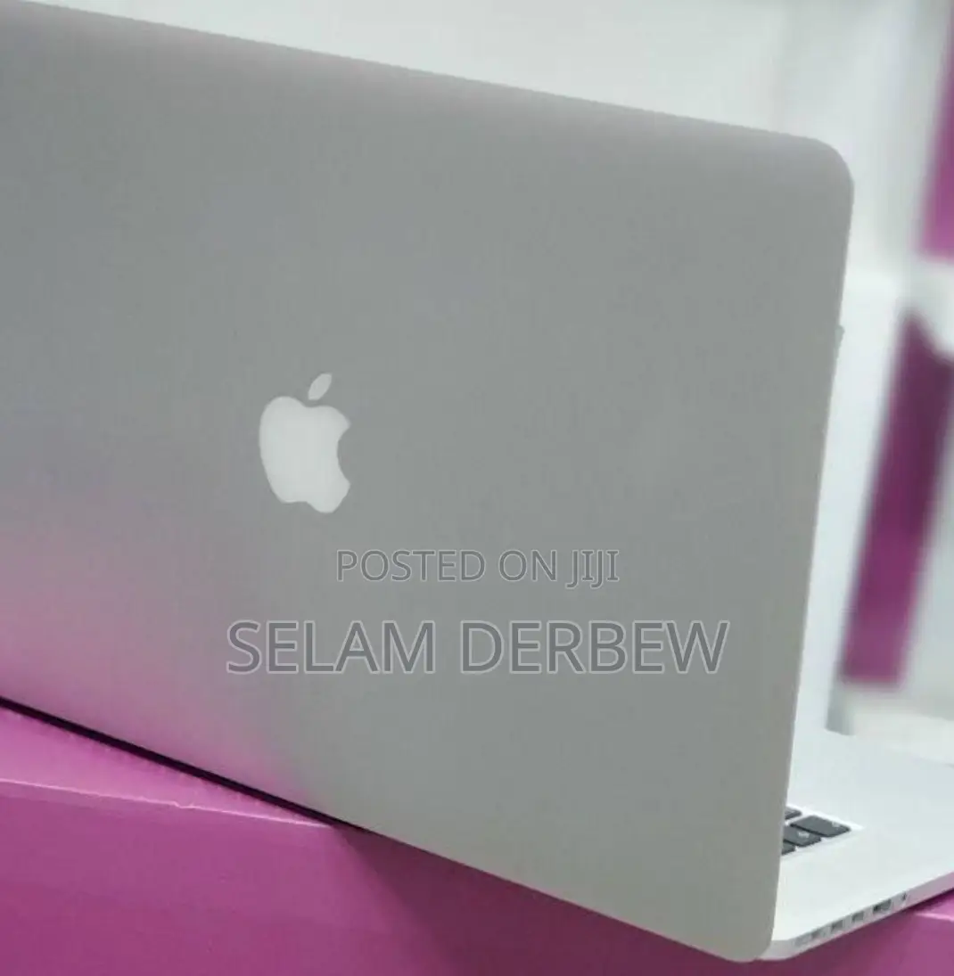 New Laptop Apple MacBook Pro 2015 16GB Intel Core I7 SSD 256GB