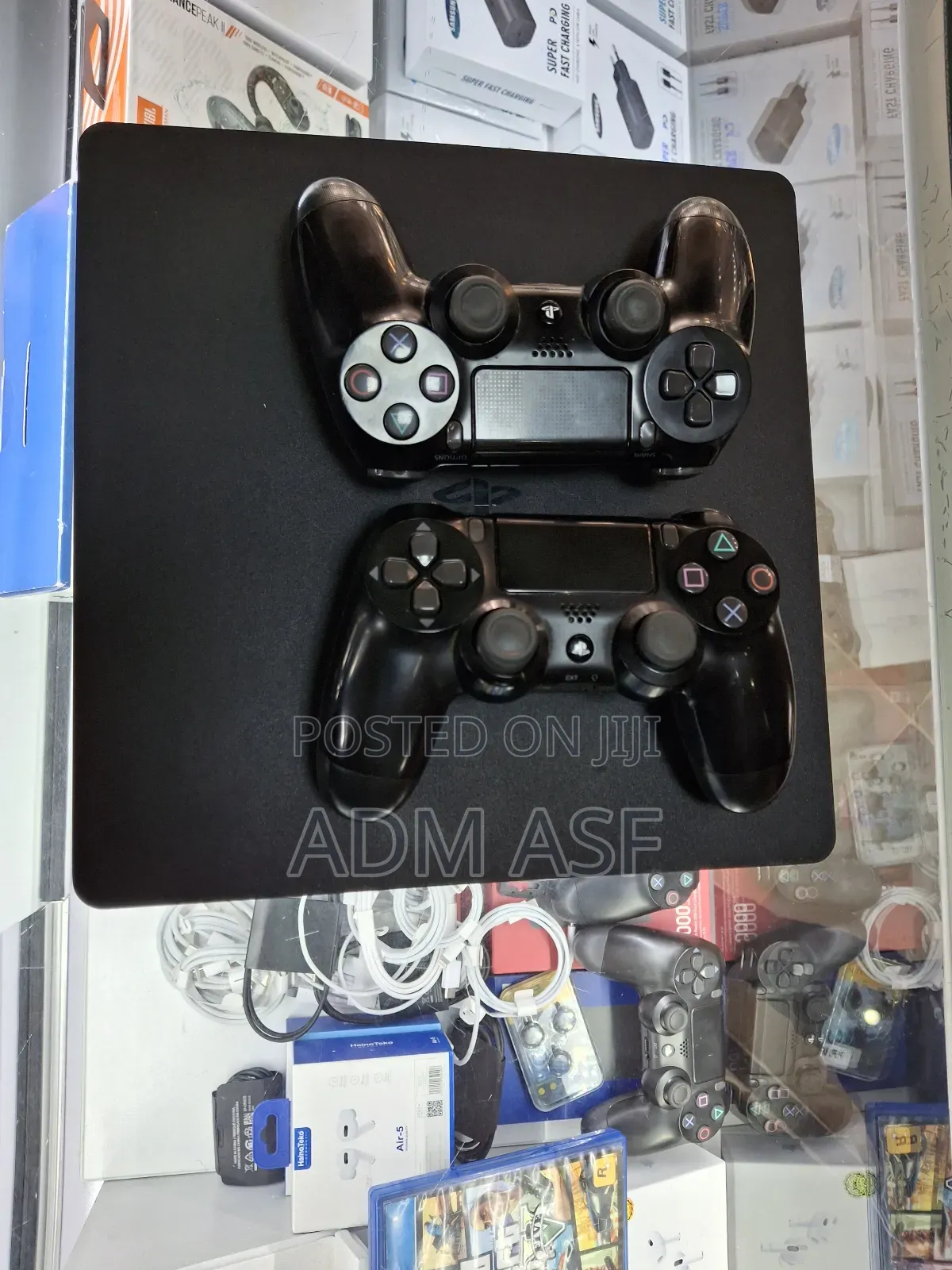 Playstation 4 Slim With 2 Orginal Joystick