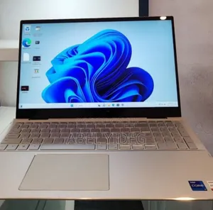 New Laptop Dell 16GB Intel Core I7 SSD 512GB