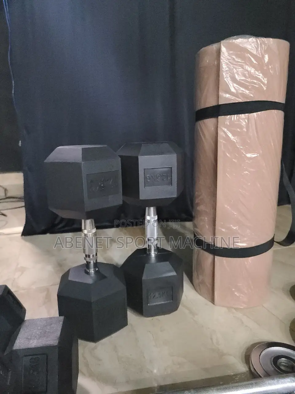 የአዉሮፓ ስታንዳርድ Hexagonal Dumbbell