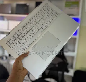 Photo - New Laptop Dell Inspiron 17R 16GB Intel Core I7 SSD 1T