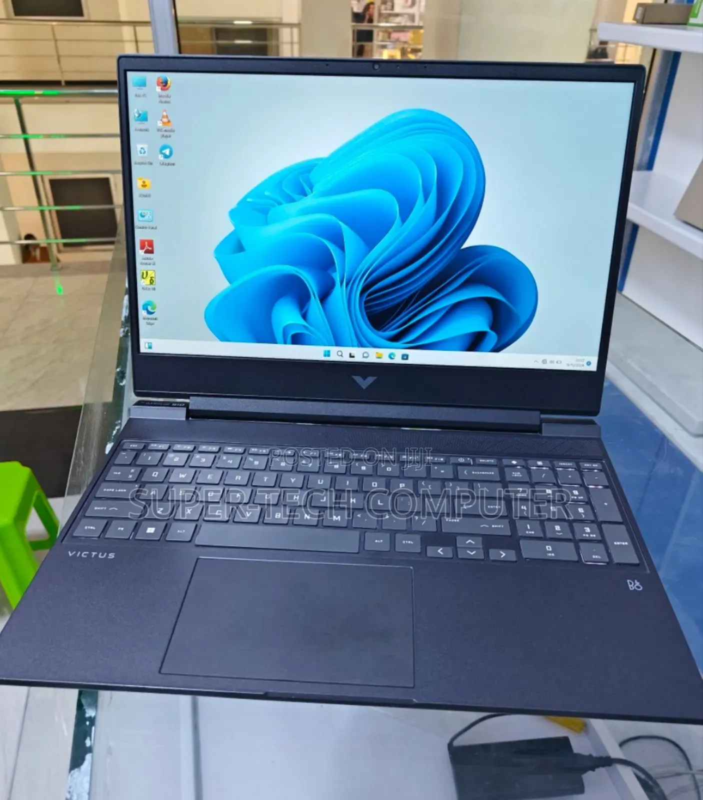 New Laptop HP Victus 16 16GB Intel Core I7 SSD 1T