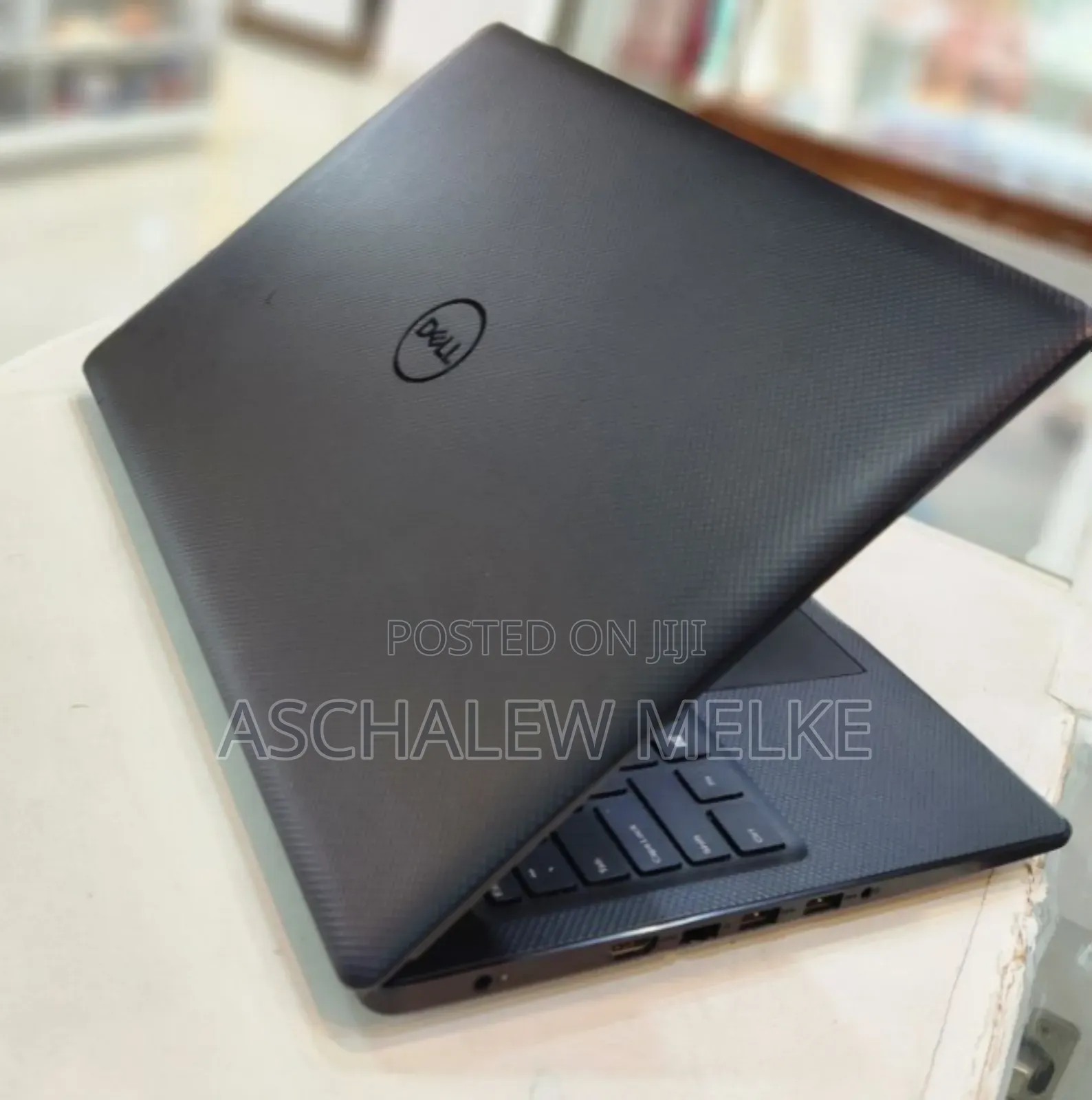 New Laptop Dell Vostro 1320 8GB Intel Core I5 SSD 1T