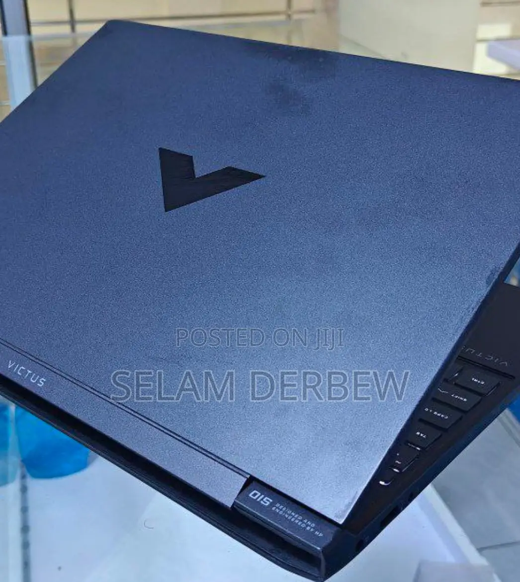 New Laptop HP Victus 15 16GB Intel Core I7 SSD 1T