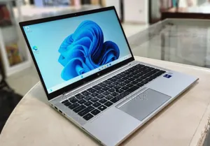 New Laptop HP EliteBook 840 G8 16GB Intel Core I7 SSD 512GB
