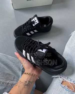 Bad Bunny Campus Black