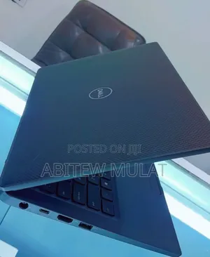 New Laptop Dell Latitude 7300 16GB Intel Core I5 SSD 256GB