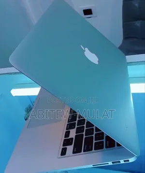 New Laptop Apple MacBook Air 2014 4GB Intel Core I5 SSD 128GB