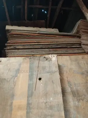 Photo - Plywood Used for Construction