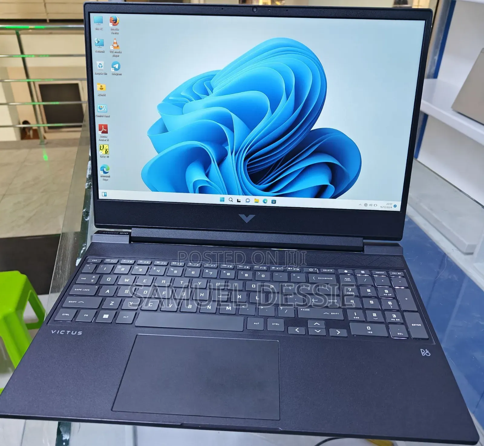 New Laptop HP Victus 15 16GB Intel Core I7 SSD 1T