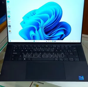 New Laptop Dell XPS 15 16GB Intel Core I7 SSD 1T