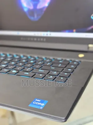 New Laptop Alienware M15 R3 16GB Intel Core I7 SSD 1T