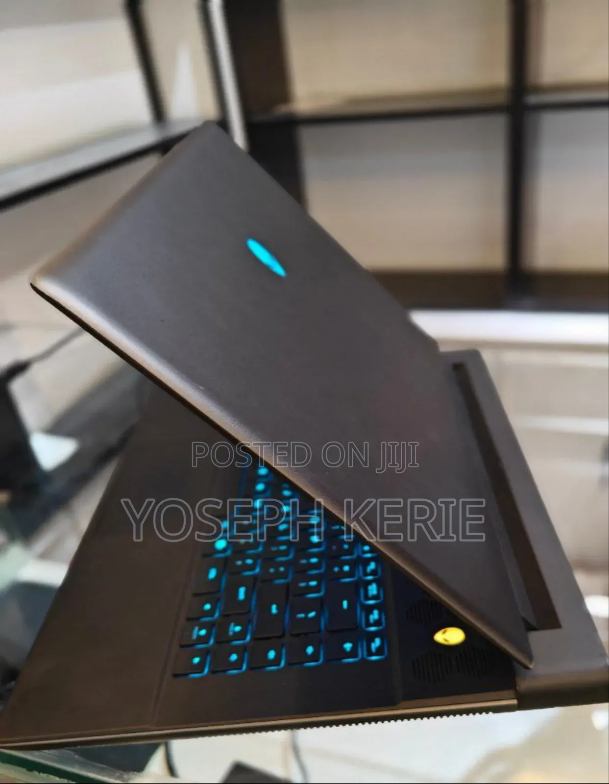 New Laptop Alienware M17x R2 32GB Intel Core I9 SSD 1T