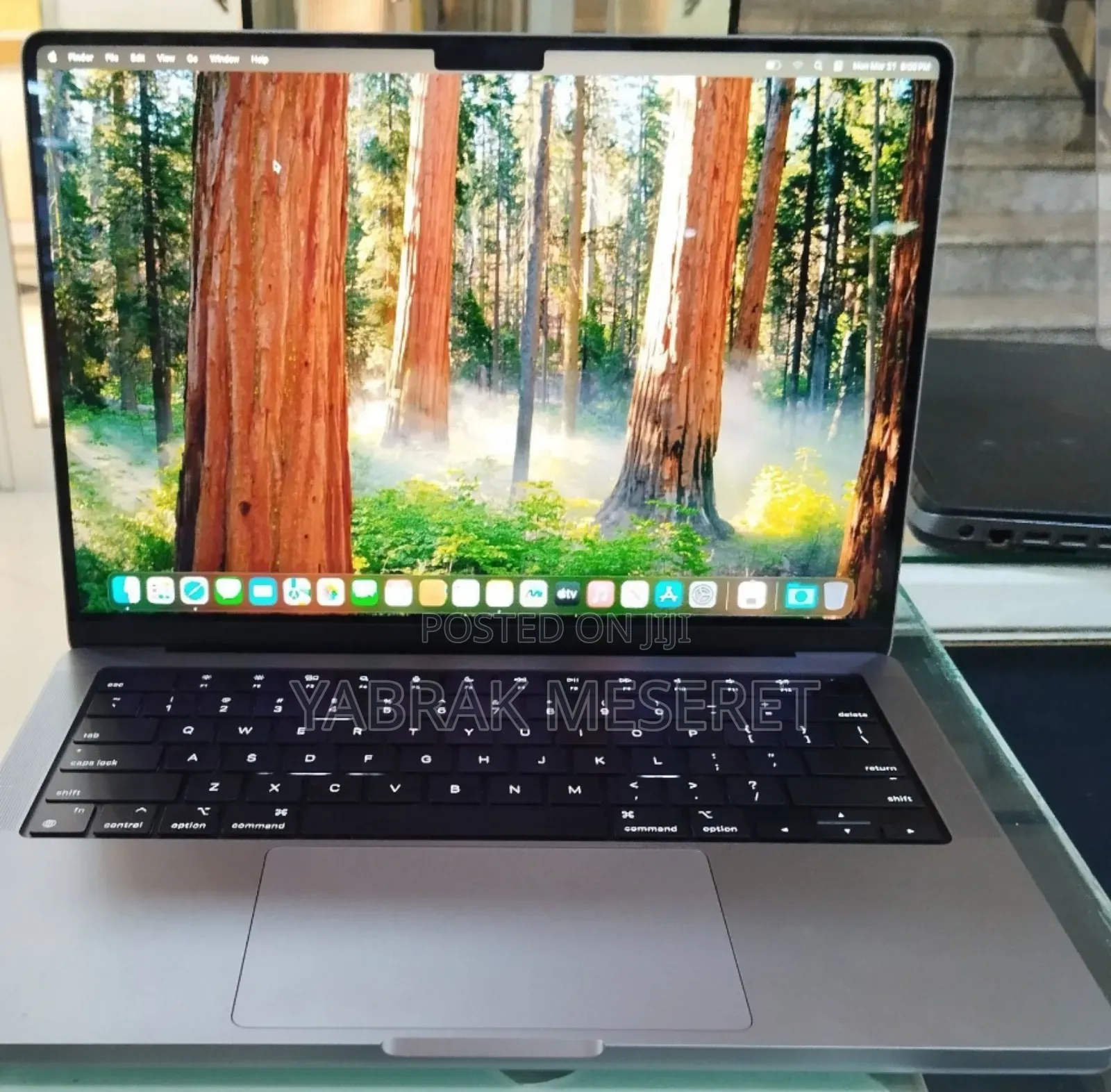 New Laptop Apple MacBook Pro M1 16GB Apple M1 Pro SSD 1T