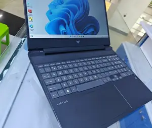New Laptop HP Victus 16 16GB Intel Core i7 SSD 512GB