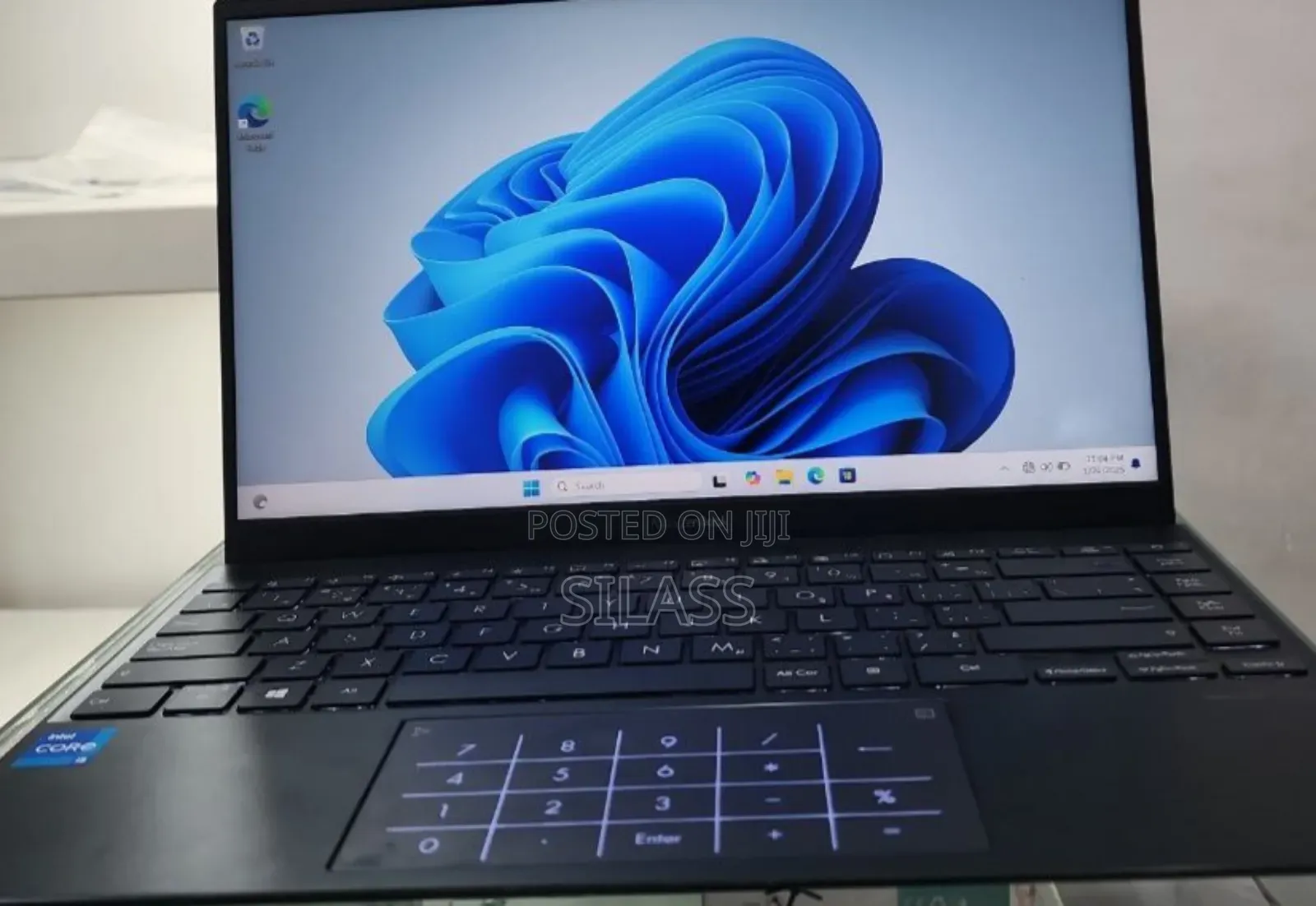 New Laptop Asus ZenBook UX31LA 8GB Intel Core I5 SSD 512GB