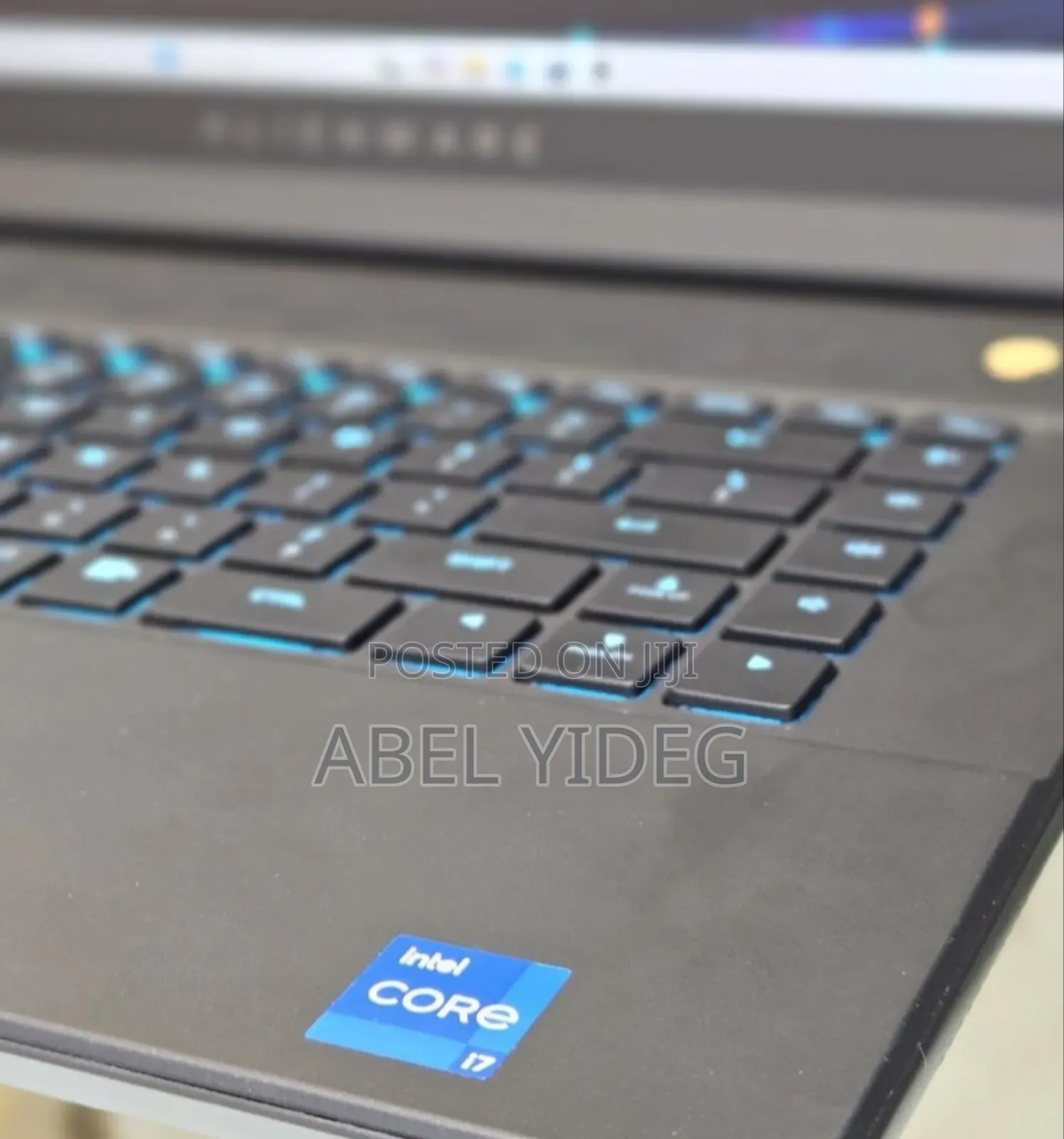 New Laptop Alienware M17x R2 16GB Intel Core I7 SSD 1T