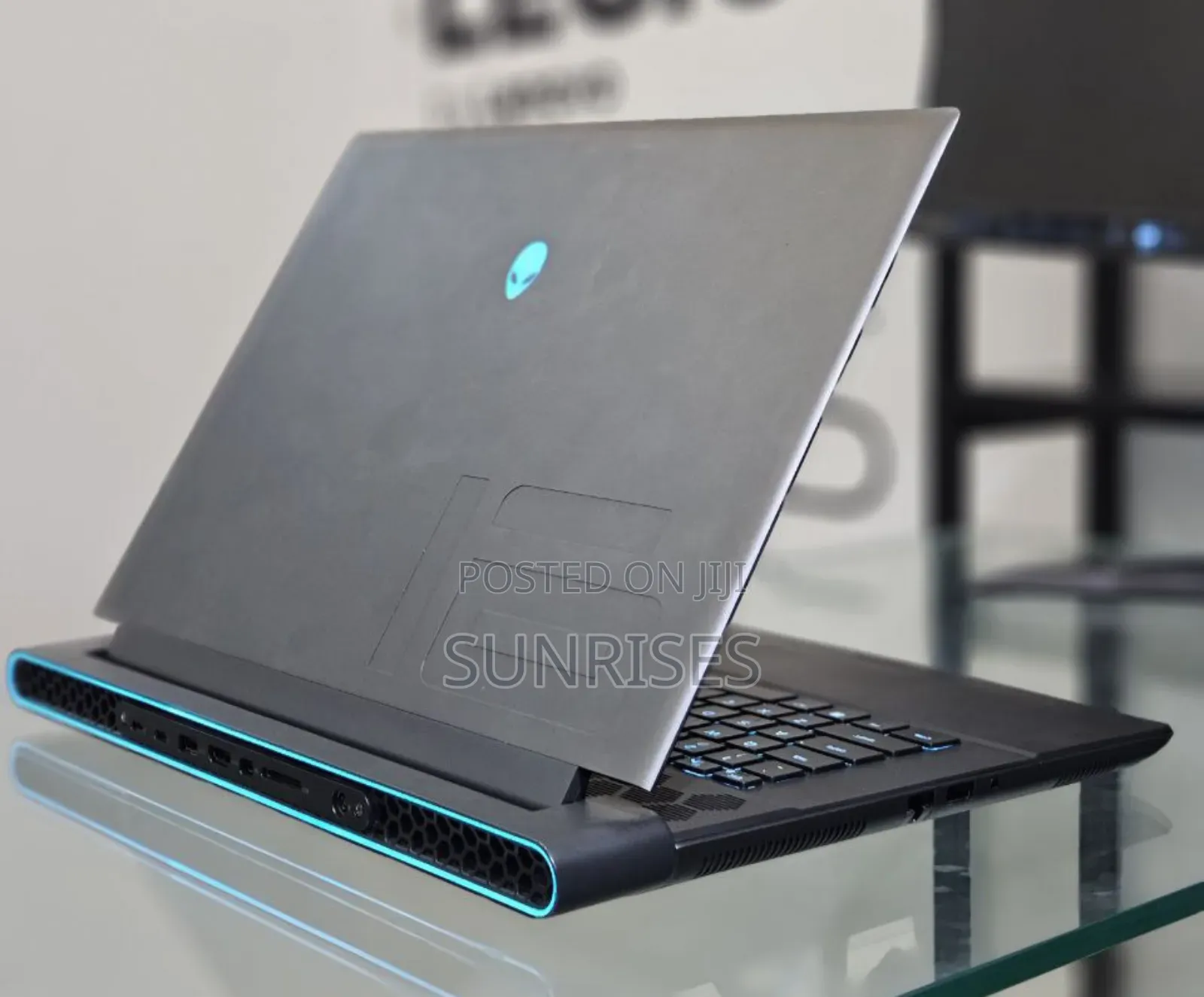 New Laptop Alienware M15 R3 16GB Intel Core I7 SSD 1T