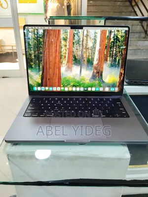 New Laptop Apple MacBook Pro 2021 M1 16GB Apple M1 Pro SSD 1T