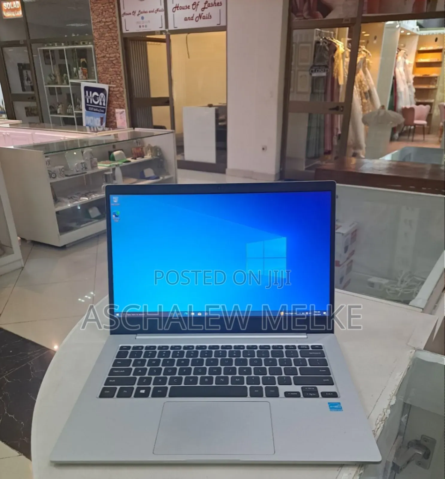 New Laptop Samsung Galaxy Book 2 4GB SSD 128GB