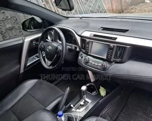 Toyota RAV4 2018 Silver