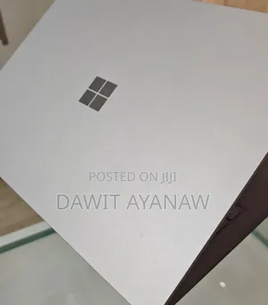 New Laptop Microsoft Surface 16GB Intel Core I7 SSD 512GB