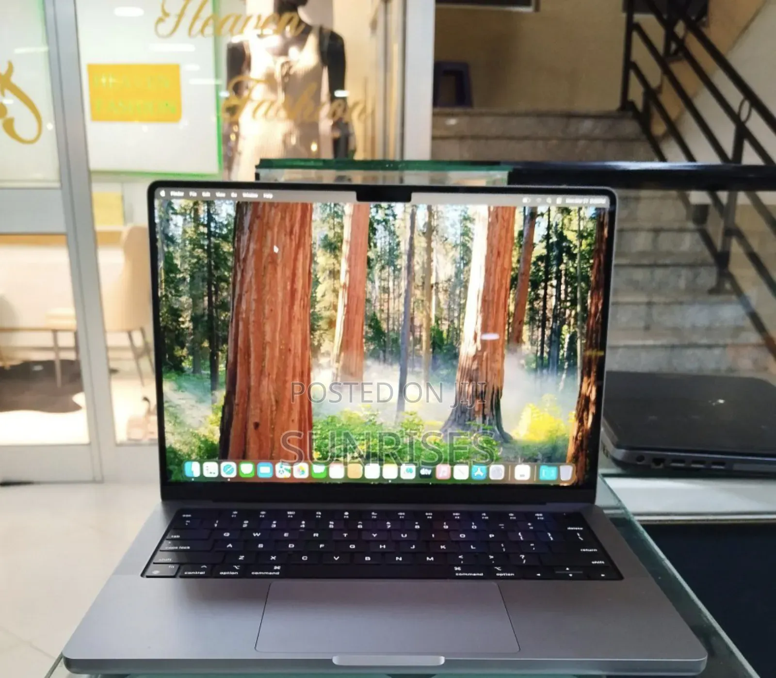 New Laptop Apple MacBook Pro M1 16GB Apple M1 SSD 1T