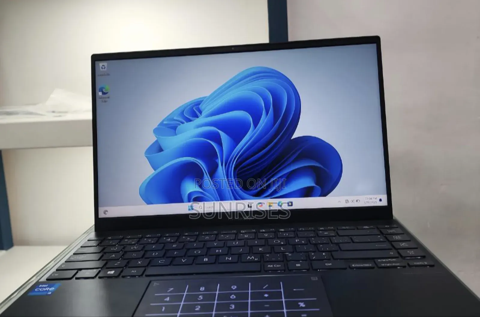 New Laptop Asus VivoBook 15 X505BA 8GB Intel Core I5 SSD 512GB