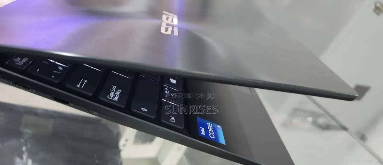 New Laptop Asus VivoBook 15 X505BA 8GB Intel Core I5 SSD 512GB