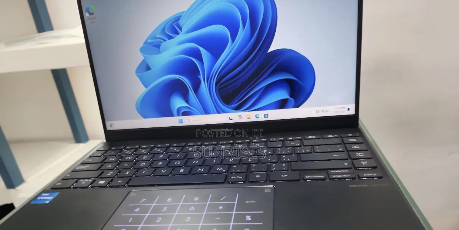 New Laptop Asus VivoBook 15 X505BA 8GB Intel Core I5 SSD 512GB