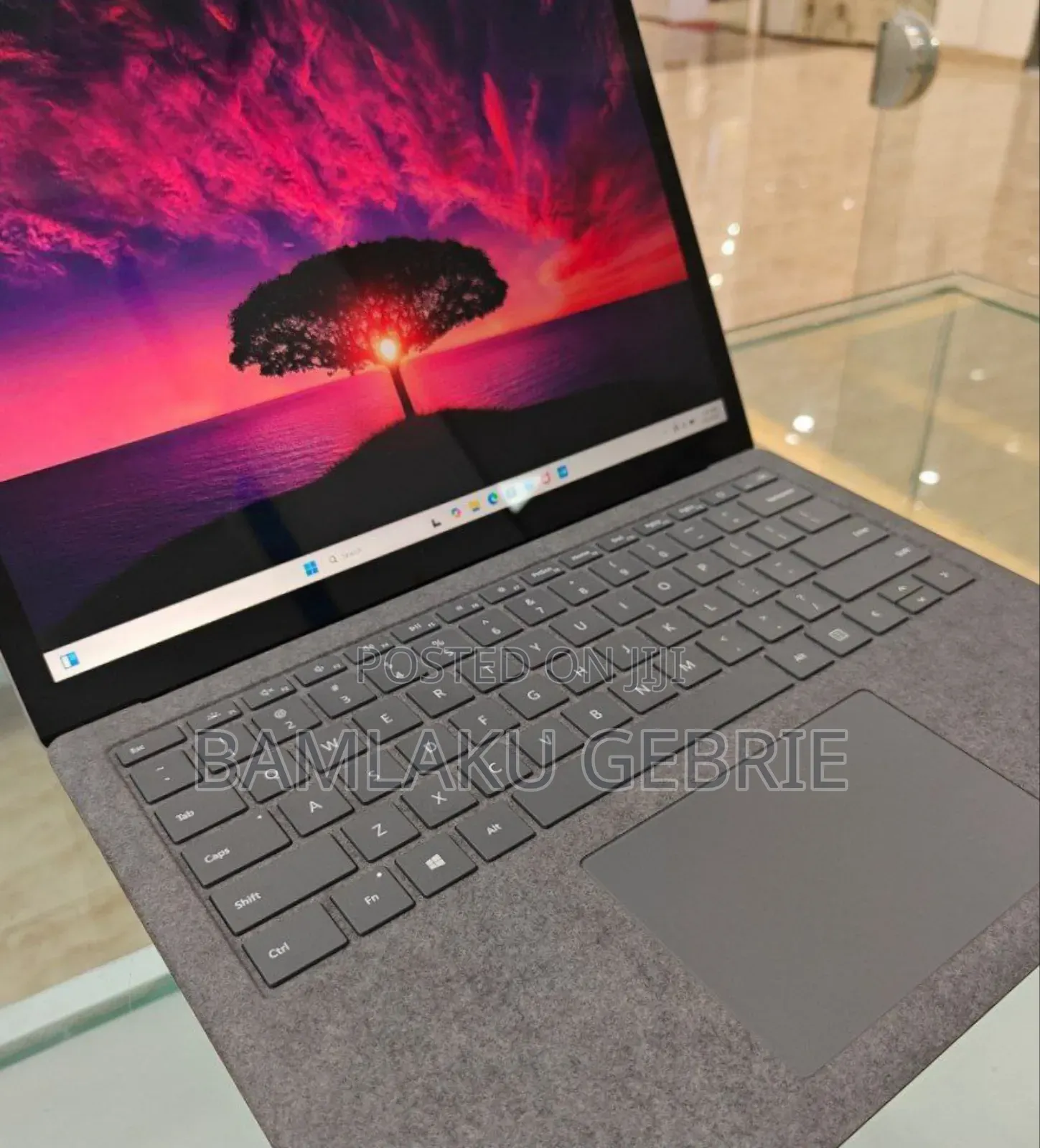 New Laptop Microsoft Surface Book 16GB Intel Core I7 SSD 512GB