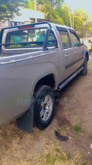 Toyota Hilux 2012 Silver