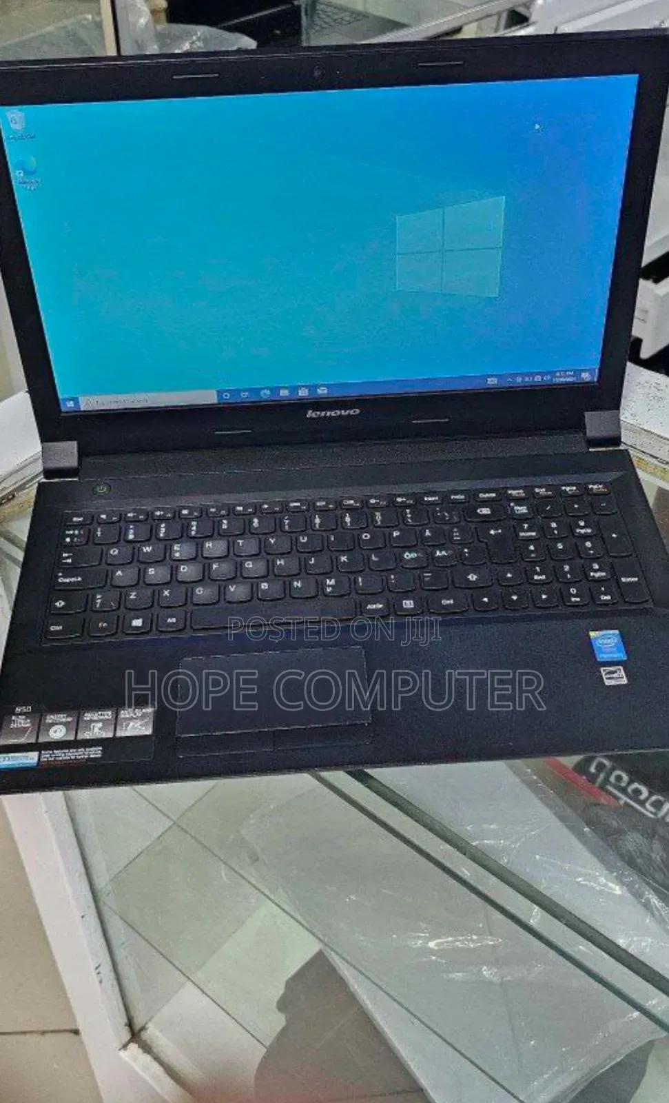 New Laptop Dell Precision 15 3520 16GB Intel Core I7 SSD 512GB