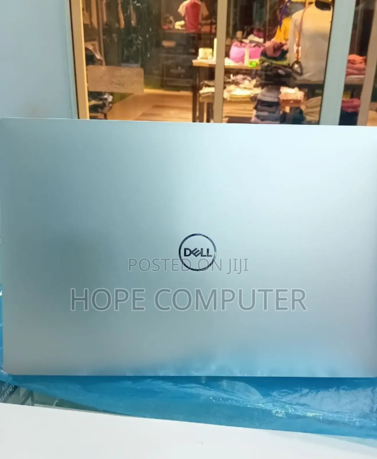 New Laptop Dell Precision 15 3520 16GB Intel Core I7 SSD 512GB