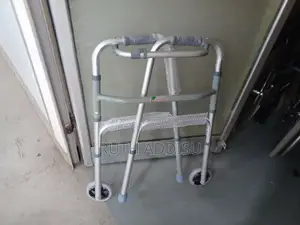 Photo - ወከር ተጣጣፊ ጠንካራ Walker44walker77walker09walker32walker