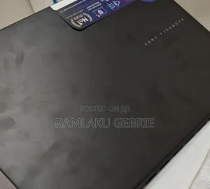 Photo - New Laptop Asus Vivobook 16 32GB Intel Core Ultra 9 SSD 1T