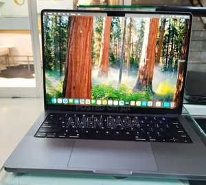 Photo - New Laptop Apple MacBook Pro M1 16GB Apple M1 Pro SSD 512GB