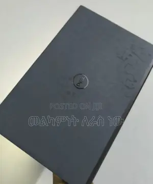 New Laptop Dell Vostro 7510 24GB Intel Core I7 SSD 512GB