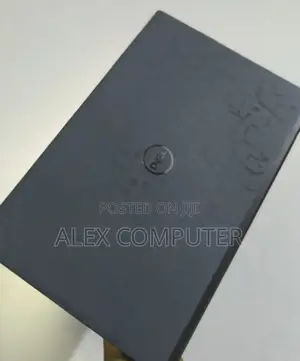 New Laptop Dell Vostro 7510 24GB Intel Core I7 SSD 512GB