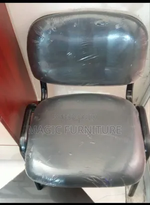 Gust Chair With Out Arm