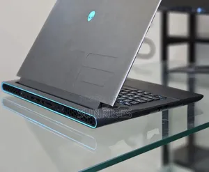 New Laptop Alienware M15 R3 16GB AMD Ryzen 7 SSD 1T