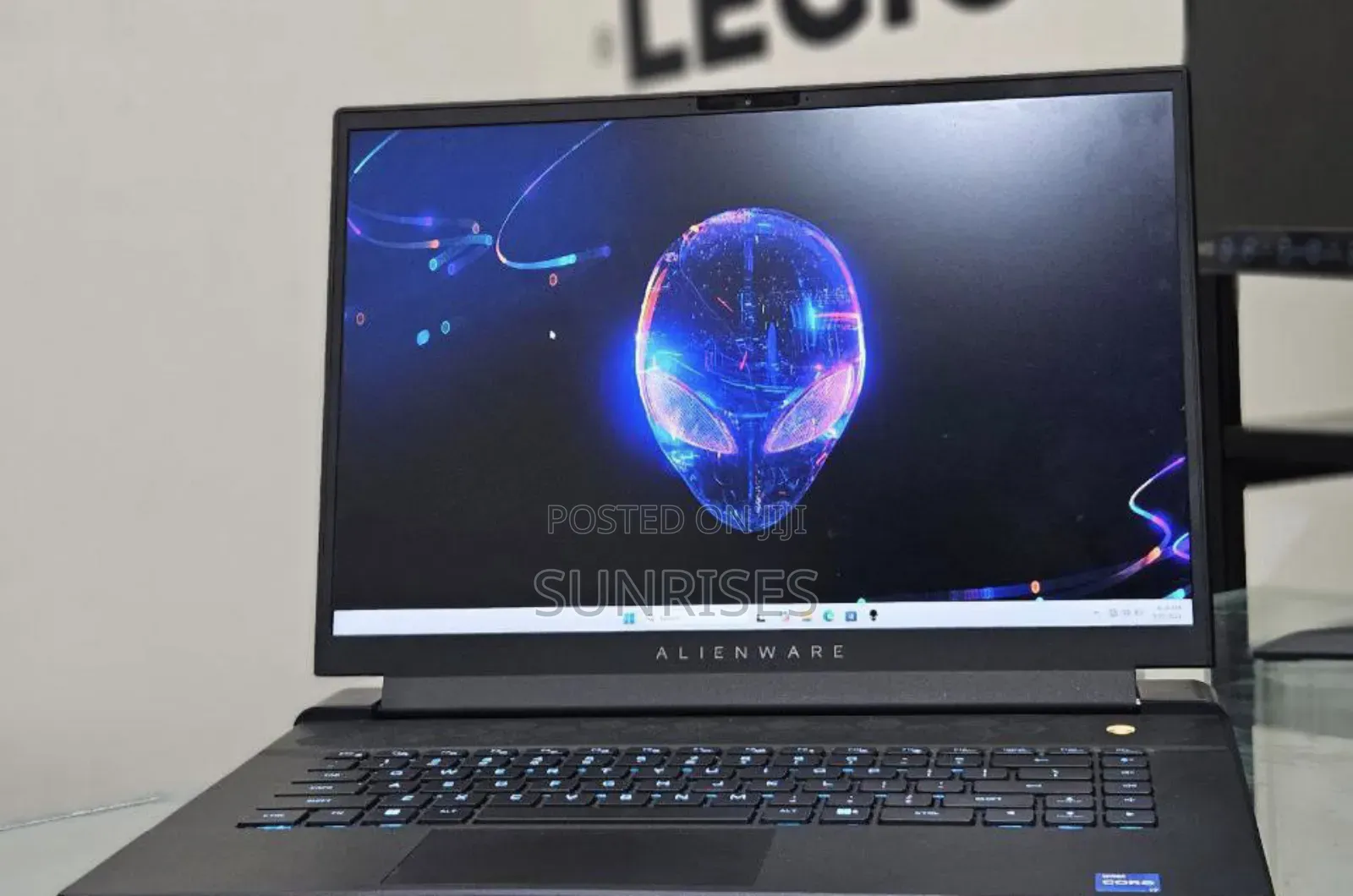 New Laptop Alienware M15 R3 16GB AMD Ryzen 7 SSD 1T